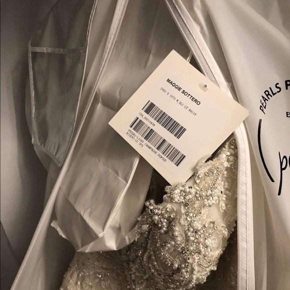 BRAND NEW-Maggie Sottero Light Champagne Pewter Accent Wedding Dress. Size 10 - Picture 7 of 7